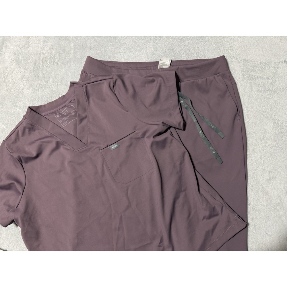 FIGS Set Sona V-Neck Scrup Top 2XL / Tena Tapered Pants 2XL PETITE - Plum Color